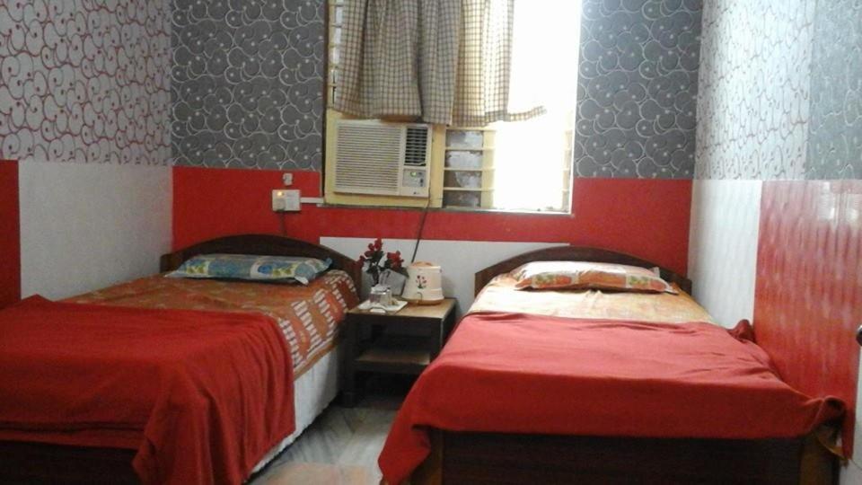 Hotel Guru Kripa Джамшедпур Екстериор снимка